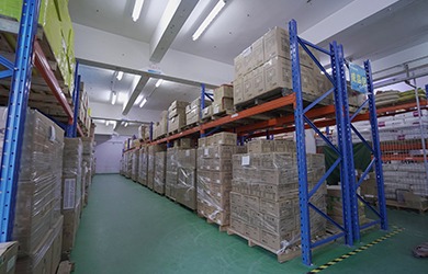 Extra-large intelligent warehouse